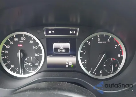 2017 Infiniti Qx30 Premium z USA, uszkodzony, nr VIN SJKCH5CR1HA035842